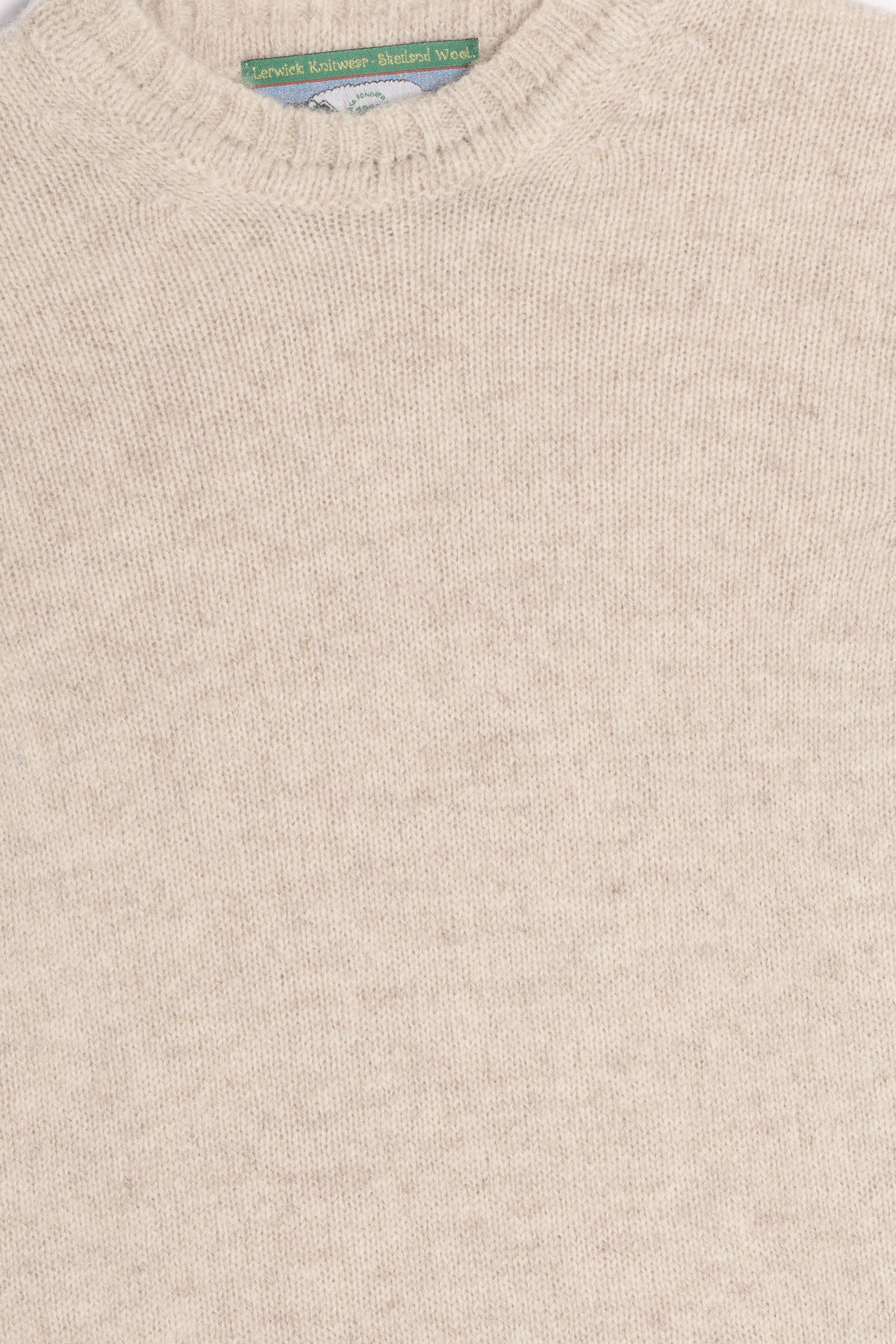 Maglione girocollo shetland beige dettaglio Lady De Paz